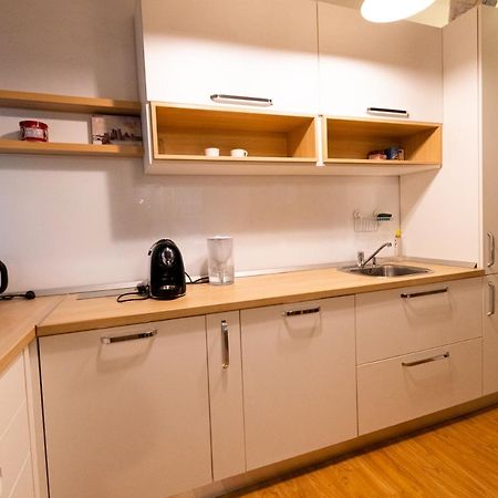 Ardor Apt - Bright And Secluded Apartment In The Heart Of Old Town Braşov Exterior foto